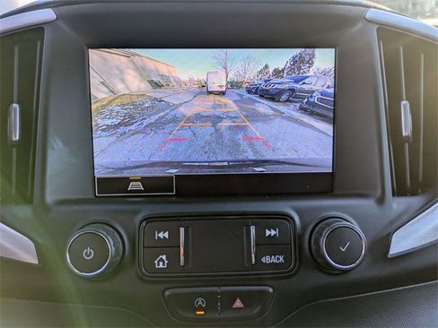 Certified 2022 GMC Terrain SLT image 22