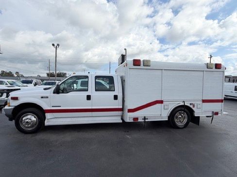 Used 2002 Ford F550 2WD Crew Cab Super Duty image 8