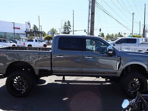 Used 2025 Ford F350 Platinum w/ Platinum Plus Package AWD/4WD image 6