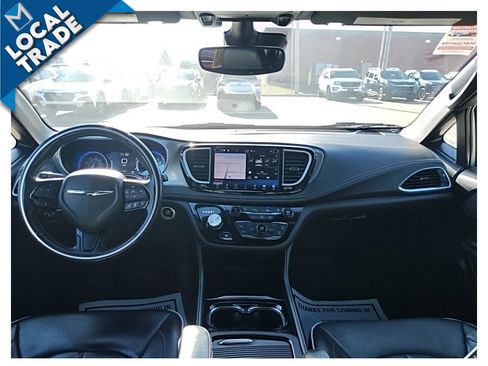 Used 2021 Chrysler Pacifica Limited w/ S Appearance Package image 26