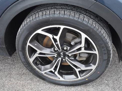Certified 2022 Kia Sportage SX image 11