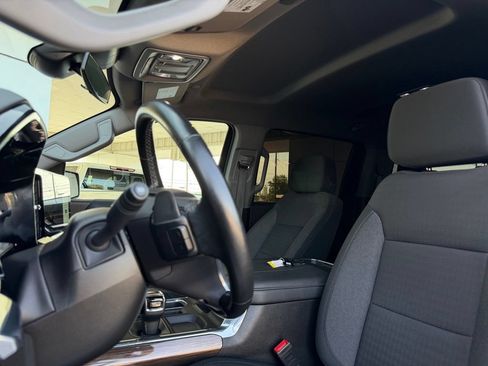 Used 2024 Chevrolet Silverado 1500 RST AWD/4WD image 14