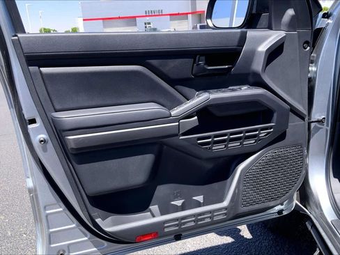 New 2026 Toyota Tacoma SR5 AWD/4WD image 10