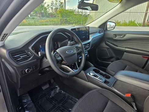 Used 2024 Ford Escape Active w/ Tech Pack #1 AWD/4WD image 12