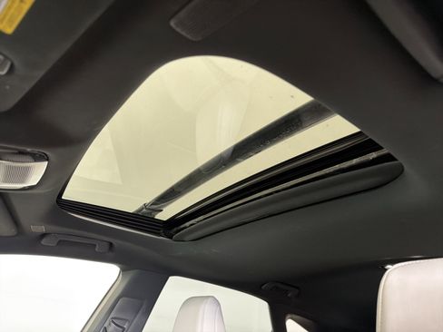 Used 2025 Lexus RX 350 w/ Convenience Package image 16