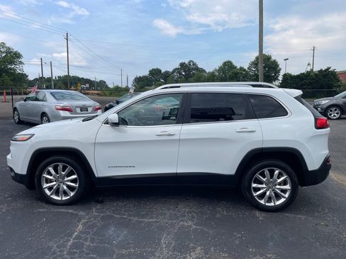 Used 2015 Jeep Cherokee Limited FWD image 3
