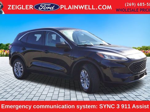 Used 2022 Ford Escape SE image 7