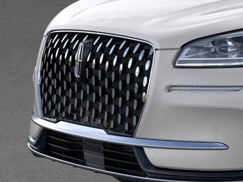 New 2024 Lincoln Corsair Reserve w/ Equipment Group 201A AWD/4WD image 17