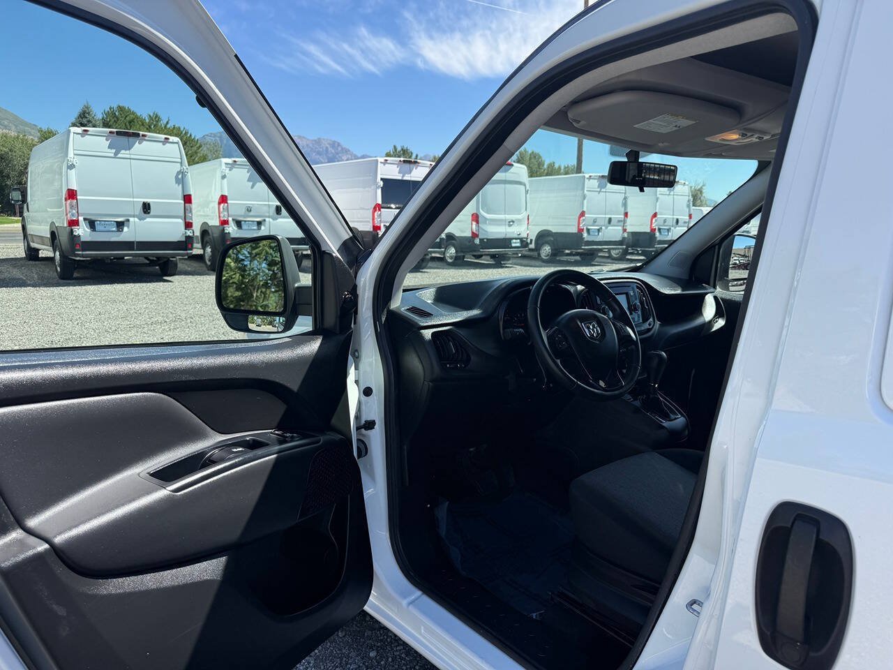 Used 2021 RAM ProMaster City Tradesman SLT w/ Window Group 07 FWD image 15