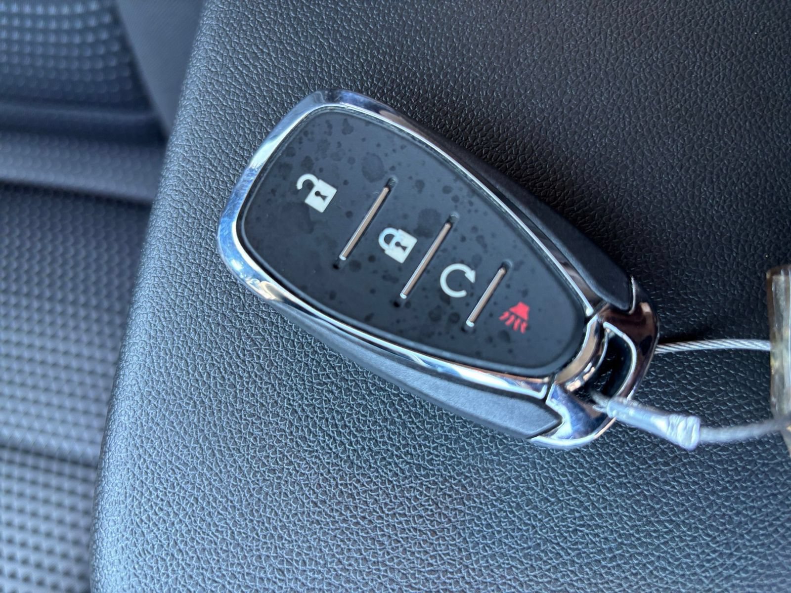 Used 2025 Chevrolet Trax LT FWD image 20