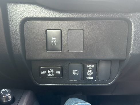 Used 2020 Toyota Tacoma 4x4 Double Cab image 15