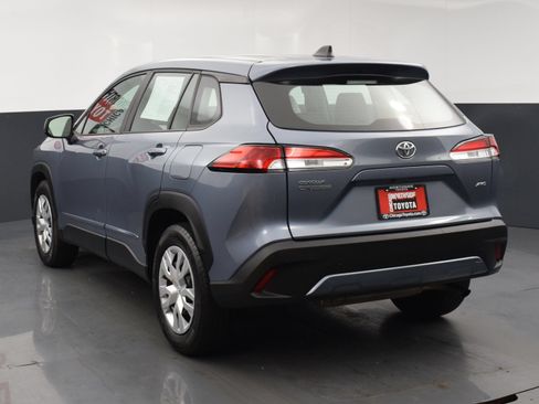 Used 2023 Toyota Corolla Cross L AWD/4WD image 3