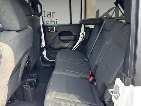 Used 2025 Jeep Wrangler Unlimited Sport AWD/4WD image 27