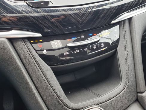 Certified 2024 Cadillac XT6 Premium Luxury w/ Technology Package AWD/4WD image 29
