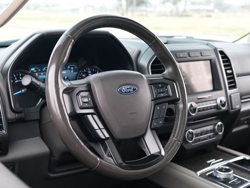 Used 2018 Ford Expedition Max Limited w/ Equipment Group 301A image 19