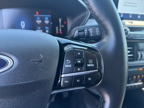 Used 2024 Ford Escape Active AWD/4WD image 22