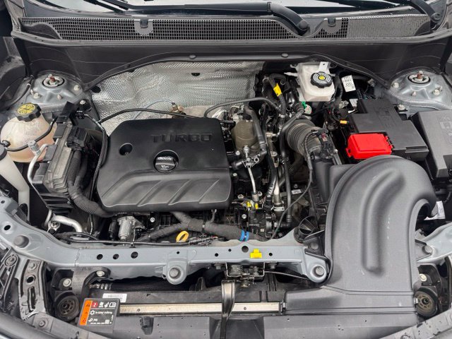 Used 2020 Buick Encore GX Essence w/ Advanced Technology Package AWD/4WD image 12