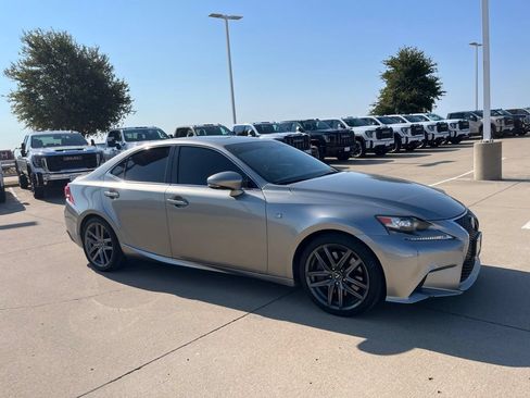 Used 2016 Lexus IS 200t RWD image 7