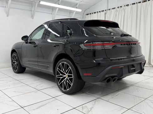 Certified 2024 Porsche Macan S AWD/4WD image 14