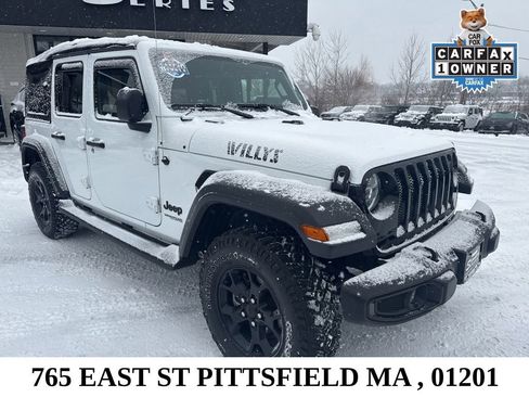 Used 2022 Jeep Wrangler Unlimited Sport AWD/4WD image 9