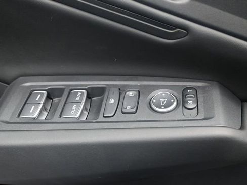 Used 2023 Honda Accord EX image 16