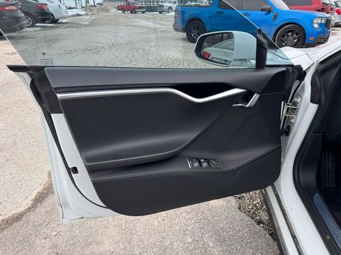 Used 2014 Tesla Model S P85D image 8