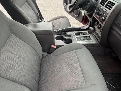 Used 2011 Dodge Nitro Heat w/ Popular Equipment Group AWD/4WD image 11