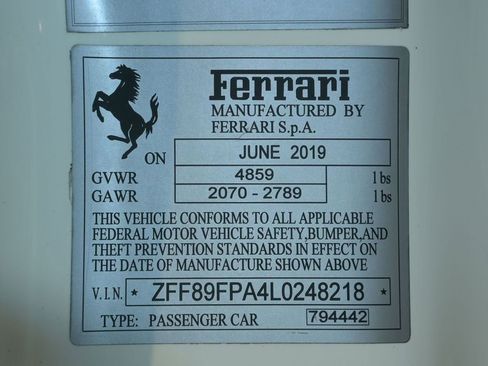Used 2020 Ferrari Portofino RWD image 27