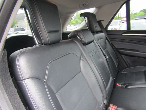 Used 2014 Mercedes-Benz ML 350 4MATIC image 16