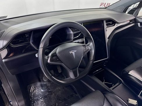 Used 2018 Tesla Model X 100D image 9