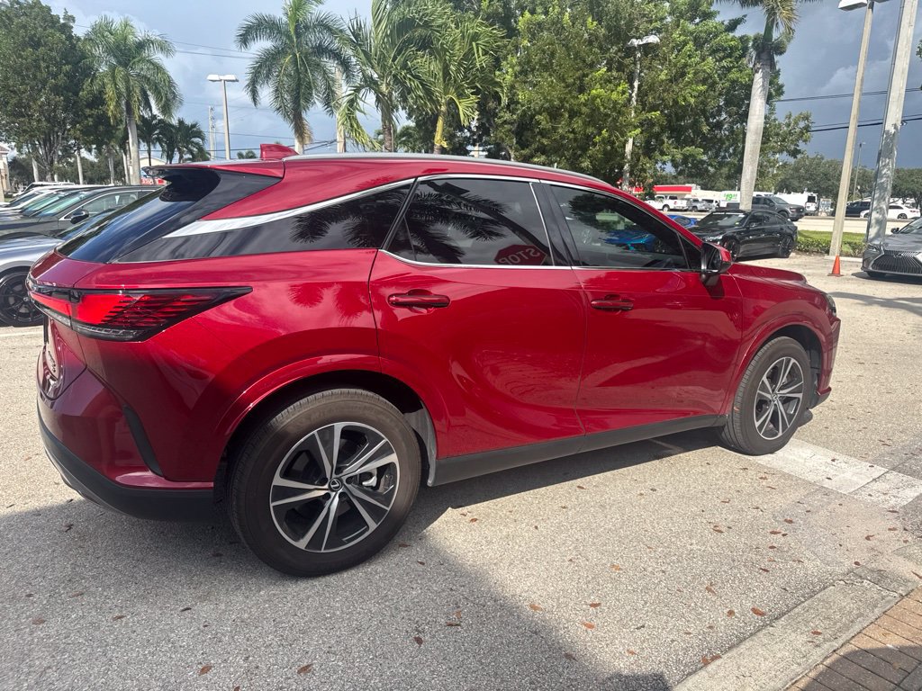 Used 2025 Lexus RX 350h w/ Accessory Package (Z1) AWD/4WD image 4