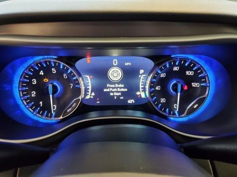 Used 2026 Chrysler Voyager LX image 8