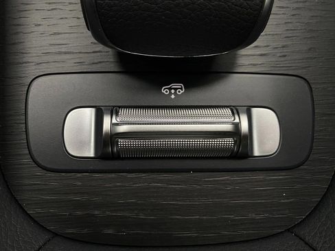 New 2026 Mercedes-Benz GLS 450 4MATIC image 30