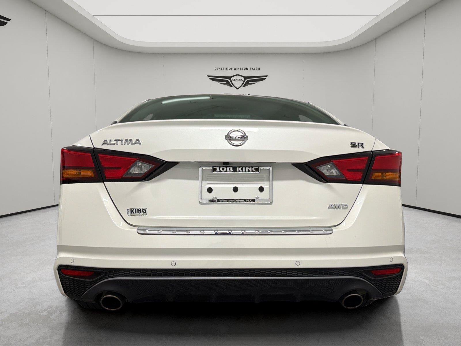 Used 2021 Nissan Altima 2.5 SR w/ SR Premium Package AWD/4WD image 4