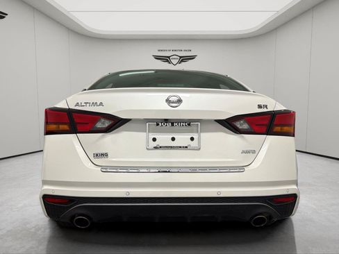 Used 2021 Nissan Altima 2.5 SR w/ SR Premium Package AWD/4WD image 4