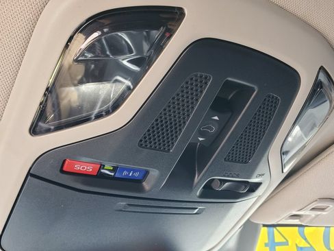 Used 2024 Subaru Legacy Limited AWD/4WD image 32