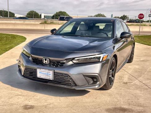 Used 2023 Honda Civic Sport Touring image 2