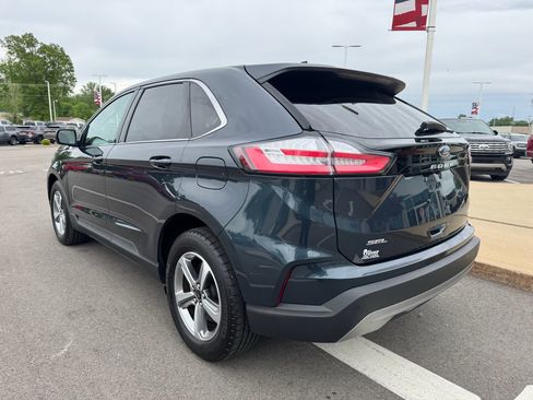 Used 2024 Ford Edge SEL w/ Convenience Package AWD/4WD image 6