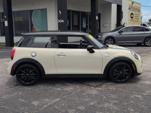 Used 2020 MINI Cooper S FWD image 4