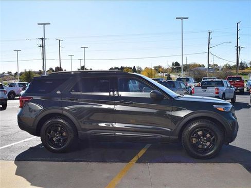 Used 2022 Ford Explorer Timberline image 3