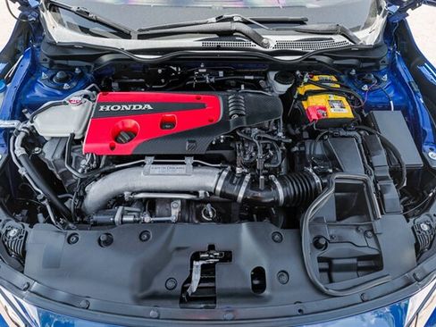 Used 2018 Honda Civic Type R image 16
