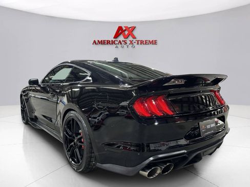 Used 2022 Ford Mustang Shelby GT500 w/ Technology Package RWD image 5