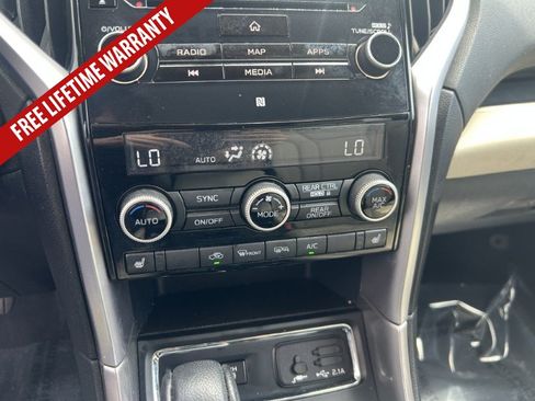 Used 2022 Subaru Ascent Limited w/ Technology Package AWD/4WD image 25
