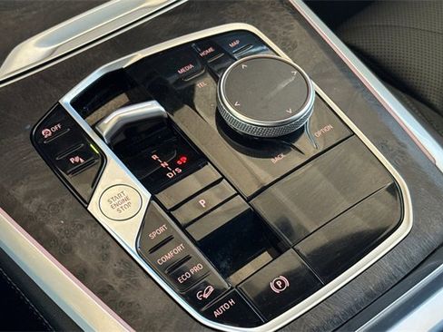 Used 2024 BMW X5 xDrive40i image 28