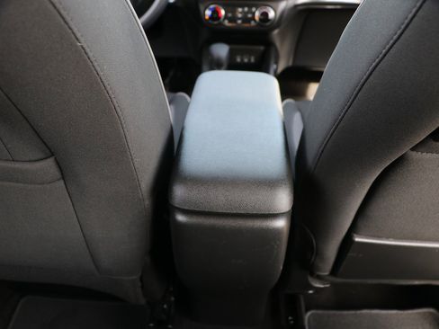 Used 2023 Chevrolet TrailBlazer LT image 30