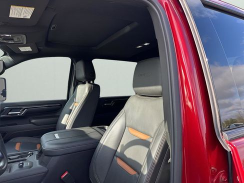 Used 2024 GMC Sierra 2500 AT4 w/ AT4 Premium Plus Package image 27