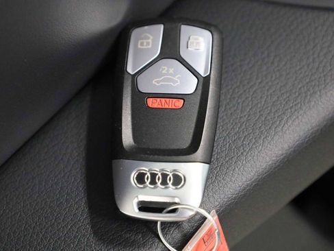 Used 2023 Audi Q5 2.0T Premium w/ Convenience Package image 40