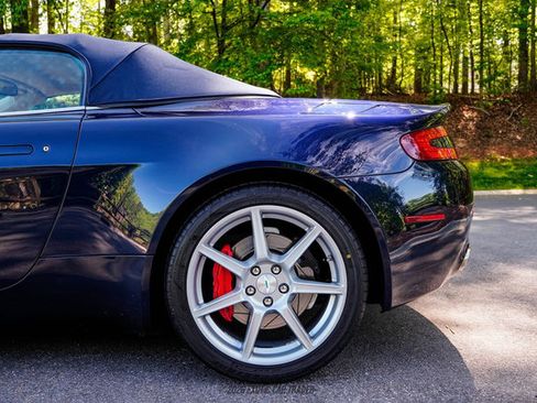 Used 2008 Aston Martin V8 Vantage Roadster RWD image 67