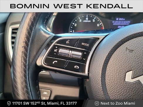 Used 2023 Kia Seltos S image 13