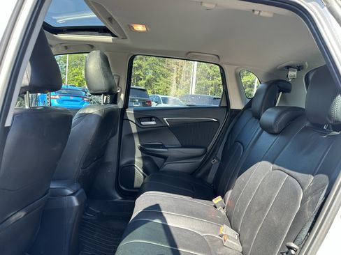 Used 2019 Honda Fit EX image 9